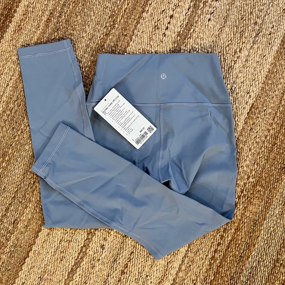NWT Lululemon Wunder Under 23”